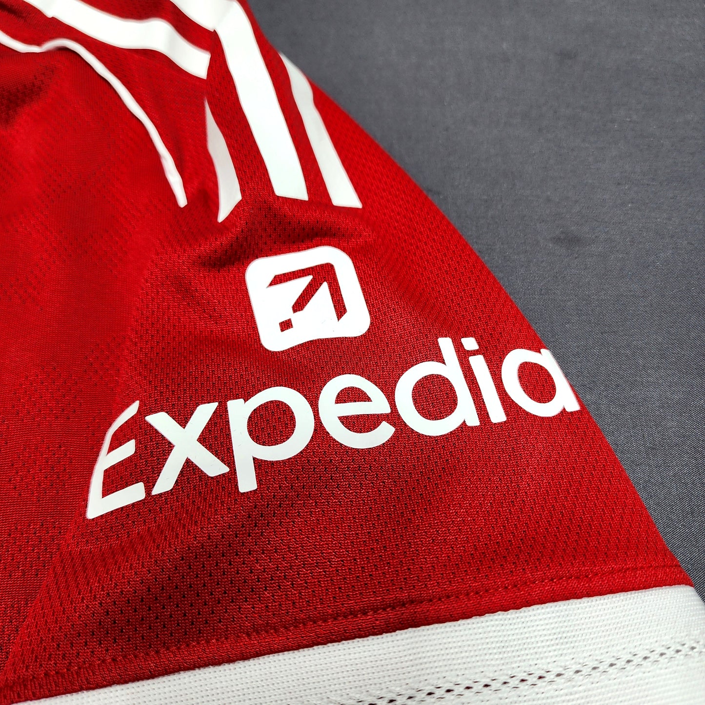 Liverpool 2025/26 Home Jersey ( Wirtz - Isak - Salah - Virgil )