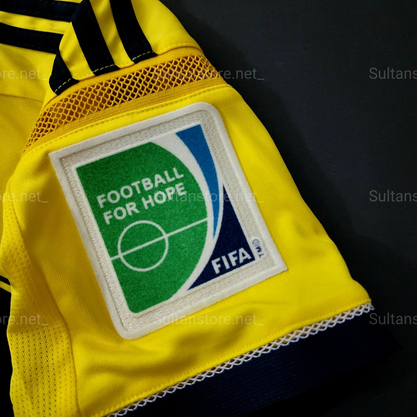 James 2014 Colombia Home Jersey