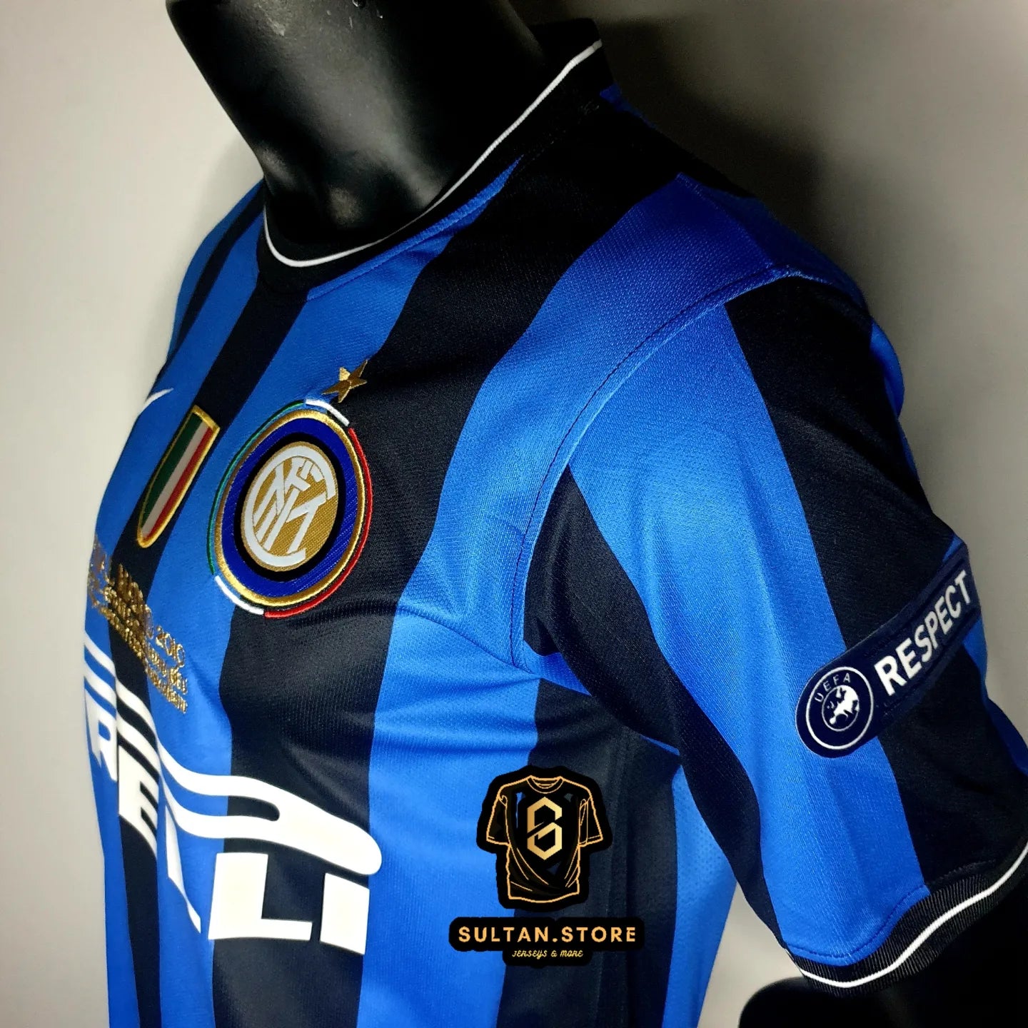 Milito 2010 Inter Milan Final Champions League Home Jersey