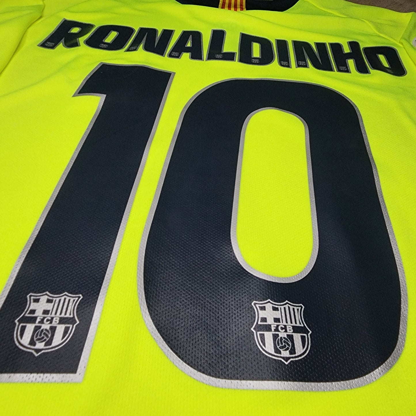 Ronaldinho 2005/06 Barcelona Away Jersey