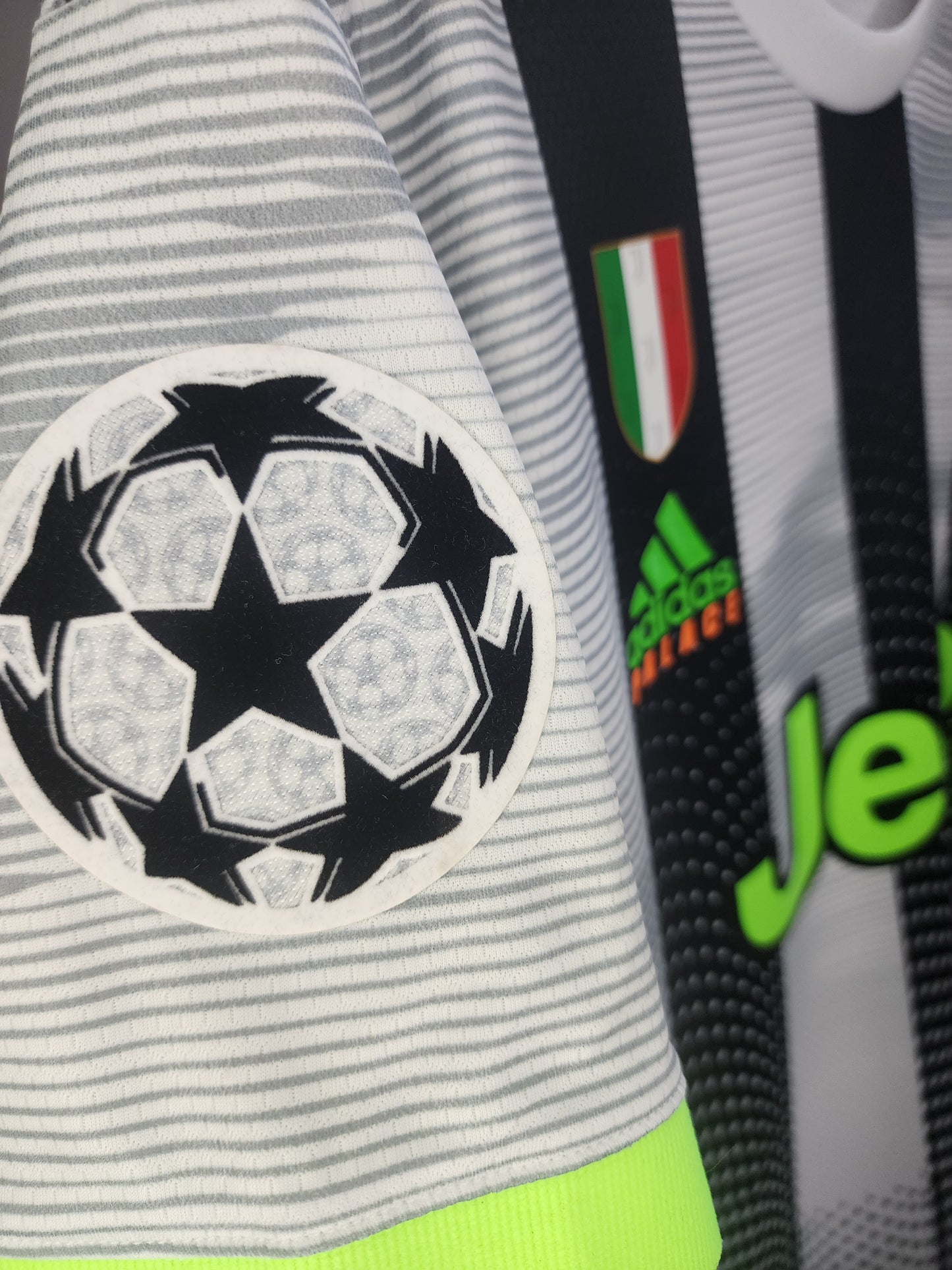 Ronaldo 2019/20 Juventus Fourth Jersey