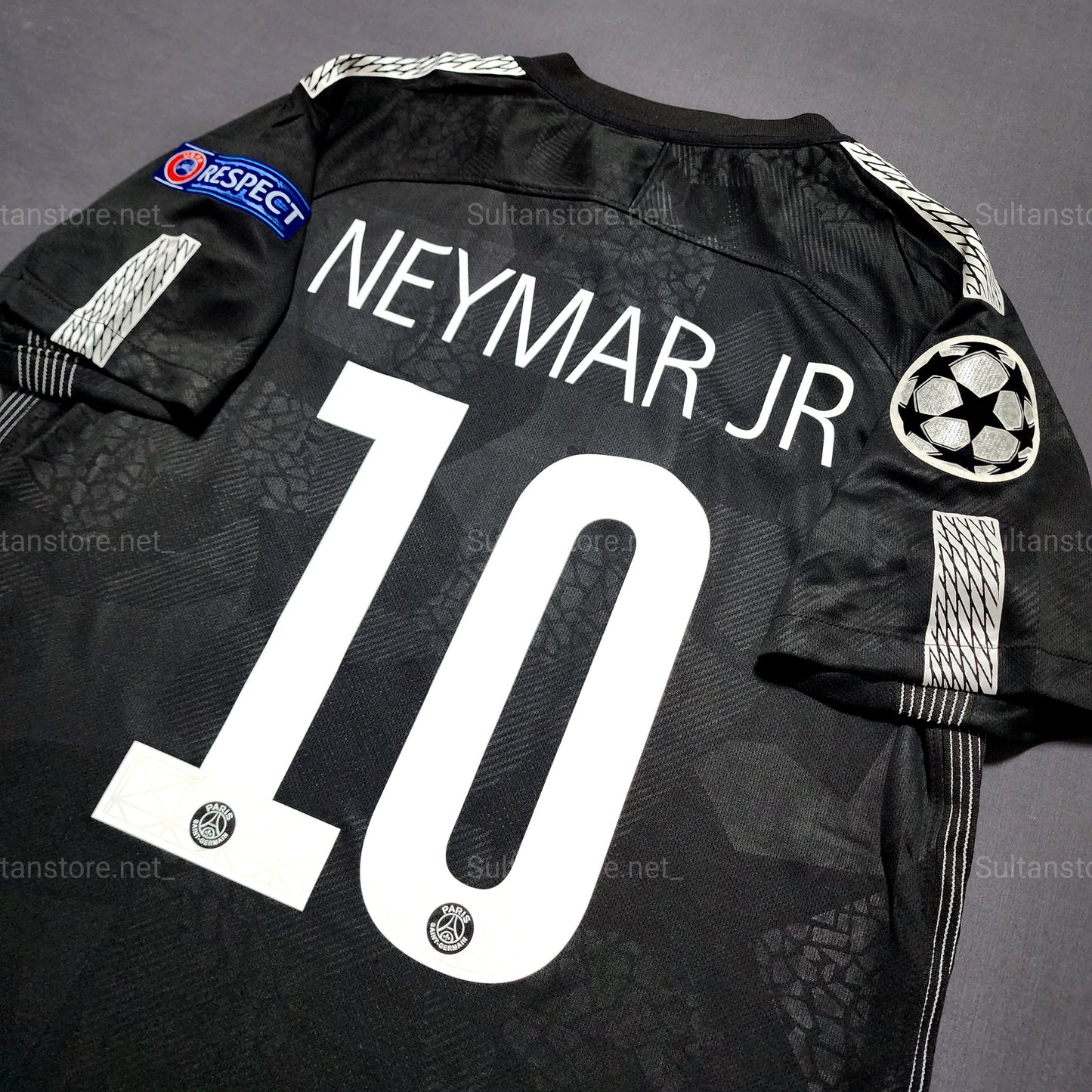 Neymar 2017/18 PSG Third Jersey