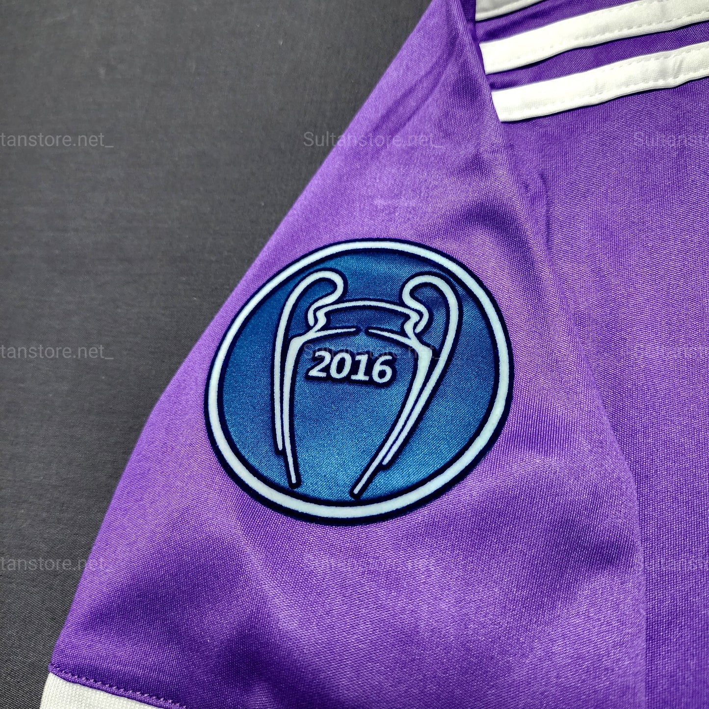 Ronaldo 2017 Real Madrid Final Champions League Short Sleeve Kit