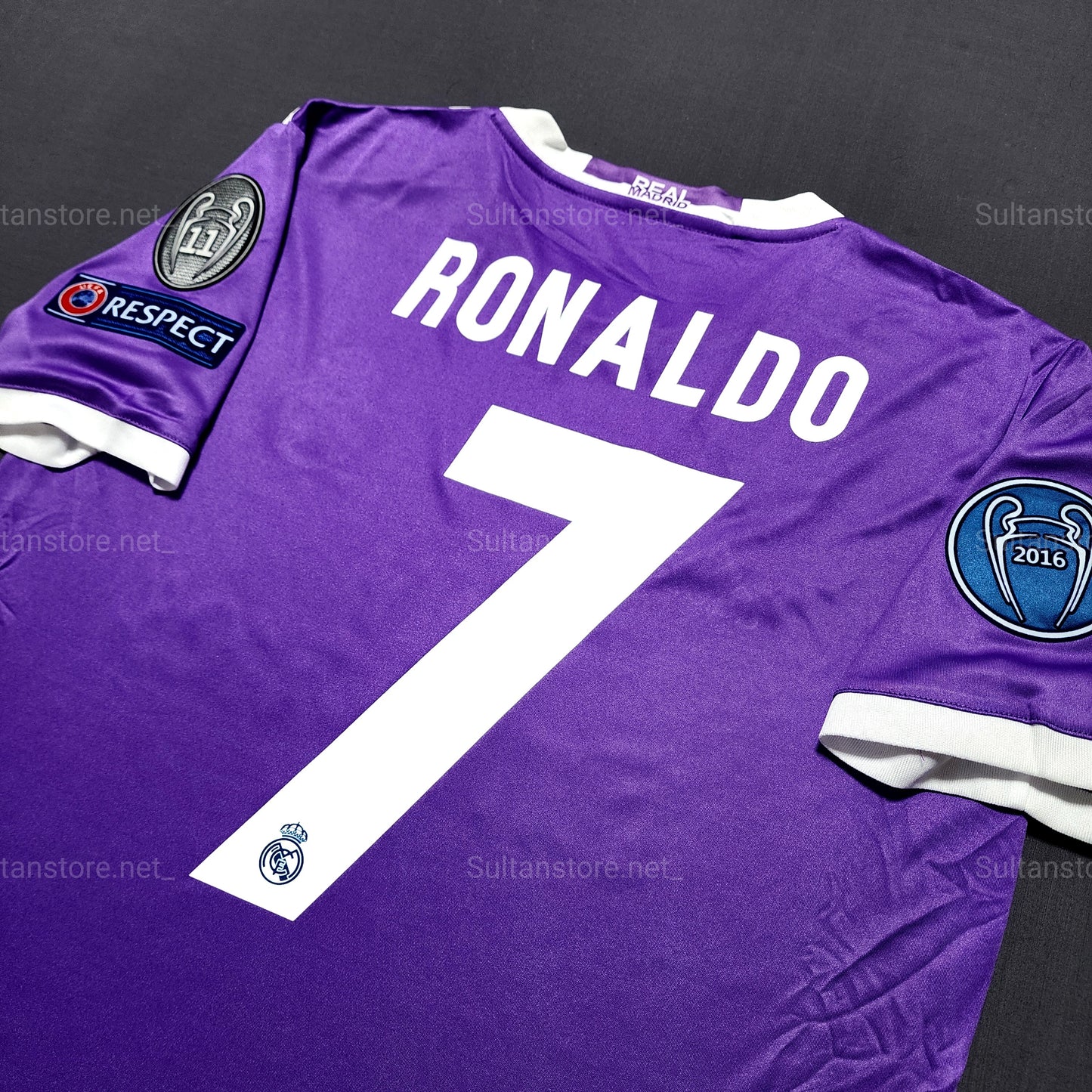 Ronaldo 2017 Real Madrid Final Champions League Short Sleeve Kit