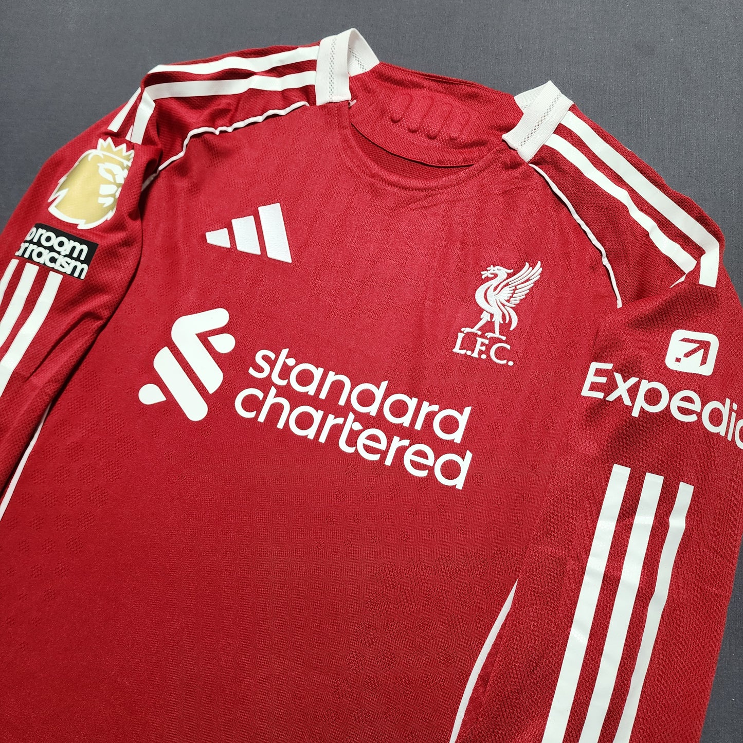 (Long Sleeves) Liverpool 2025/26 Home Jersey ( Wirtz - Isak - Salah - Virgil - Chiesa )