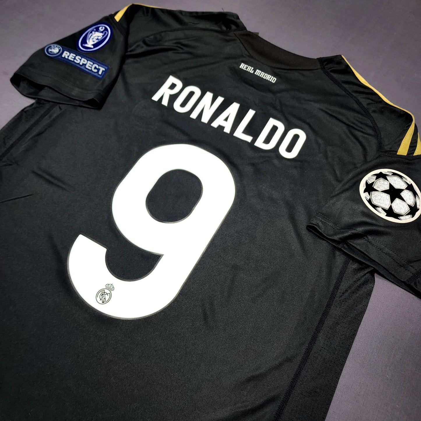 Ronaldo 2009/10 Real Madrid Third Jersey