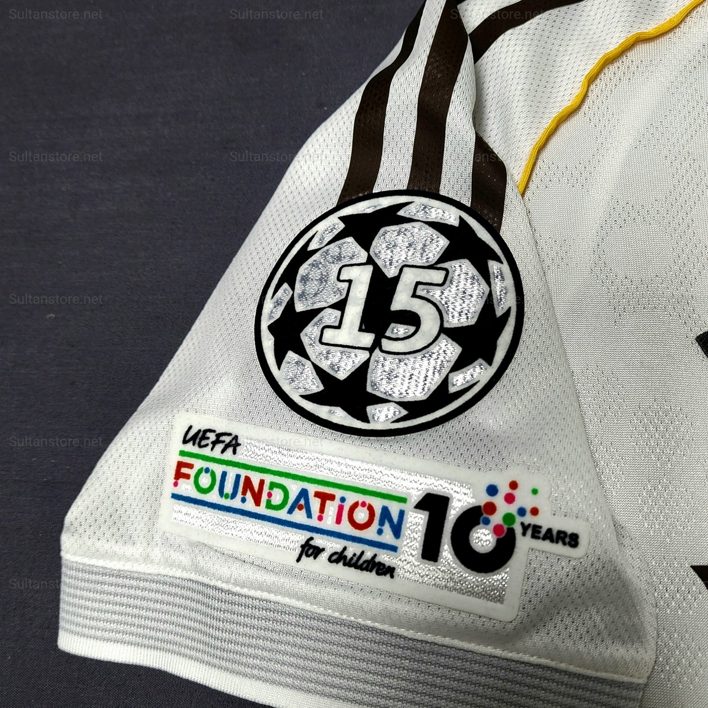 Real Madrid 2025/26 Home Jersey ( Valverde - Mbappe - Bellingham - Vini - Modric - Trent)