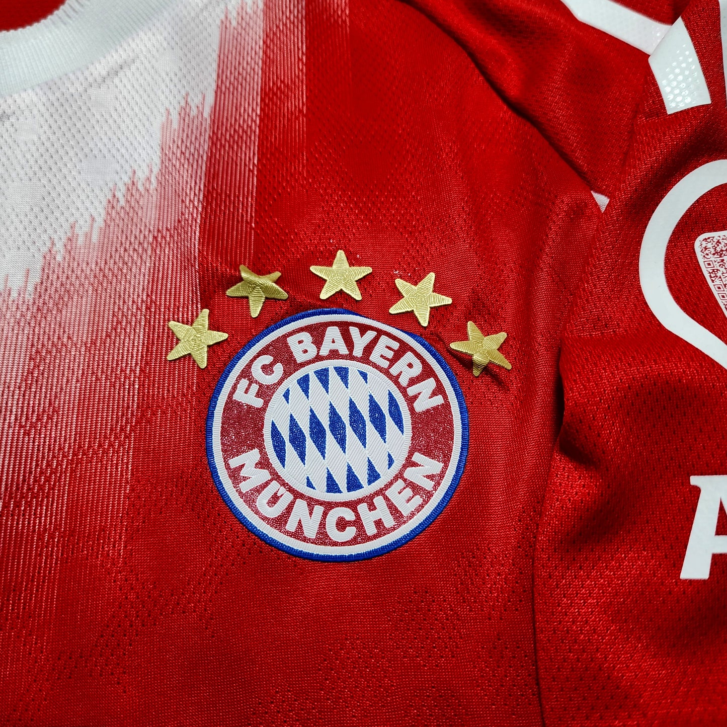 (Long Sleeves) Bayern 2025/26 Home Jersey ( Musiala - Kimmich - Kane - Luis diaz - Olise )