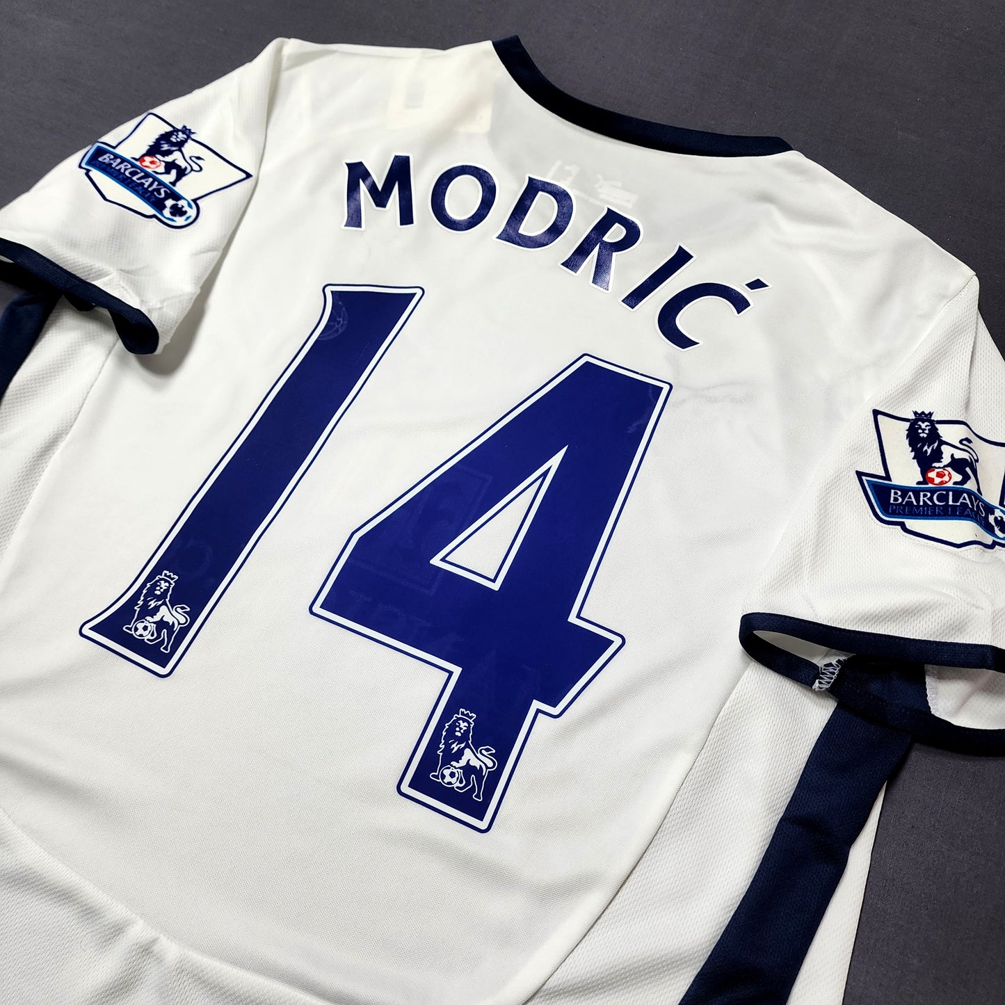 Modric 2008/09 Tottenham Home Jersey
