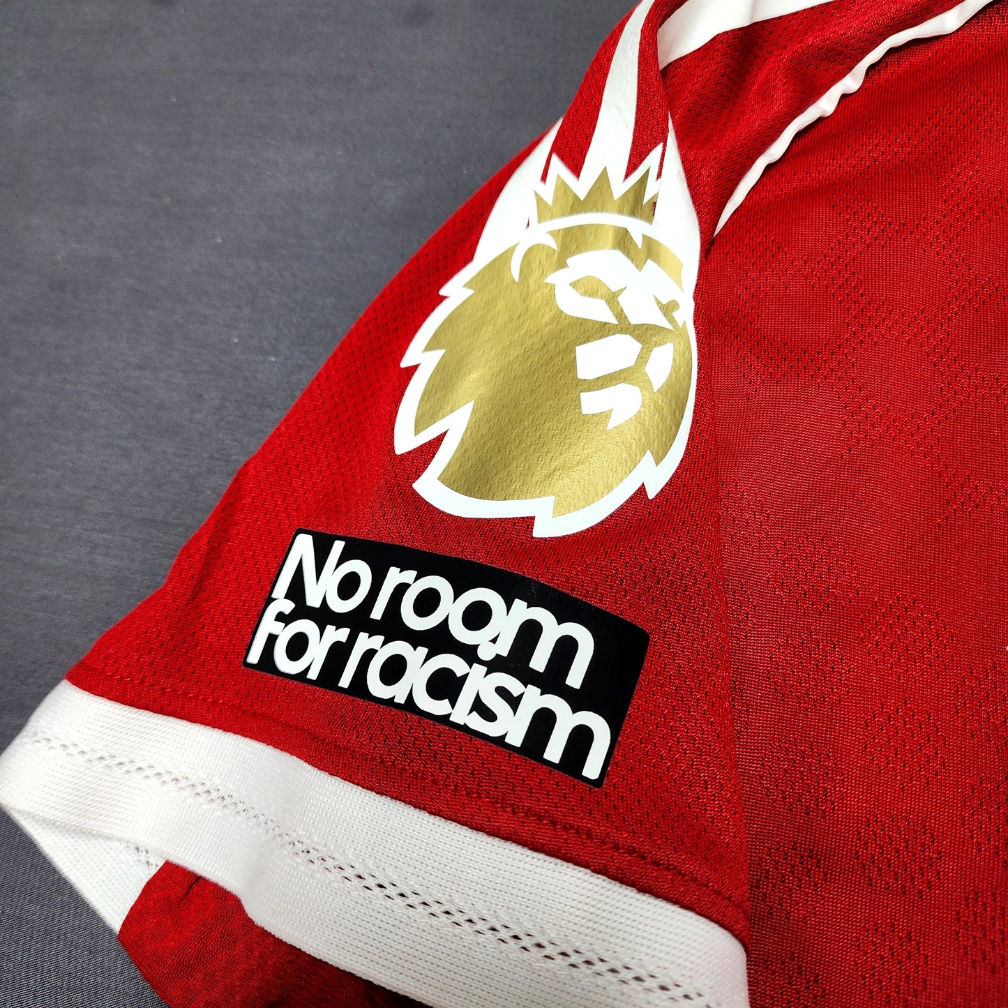 Liverpool 2025/26 Home Jersey ( Wirtz - Isak - Salah - Virgil )