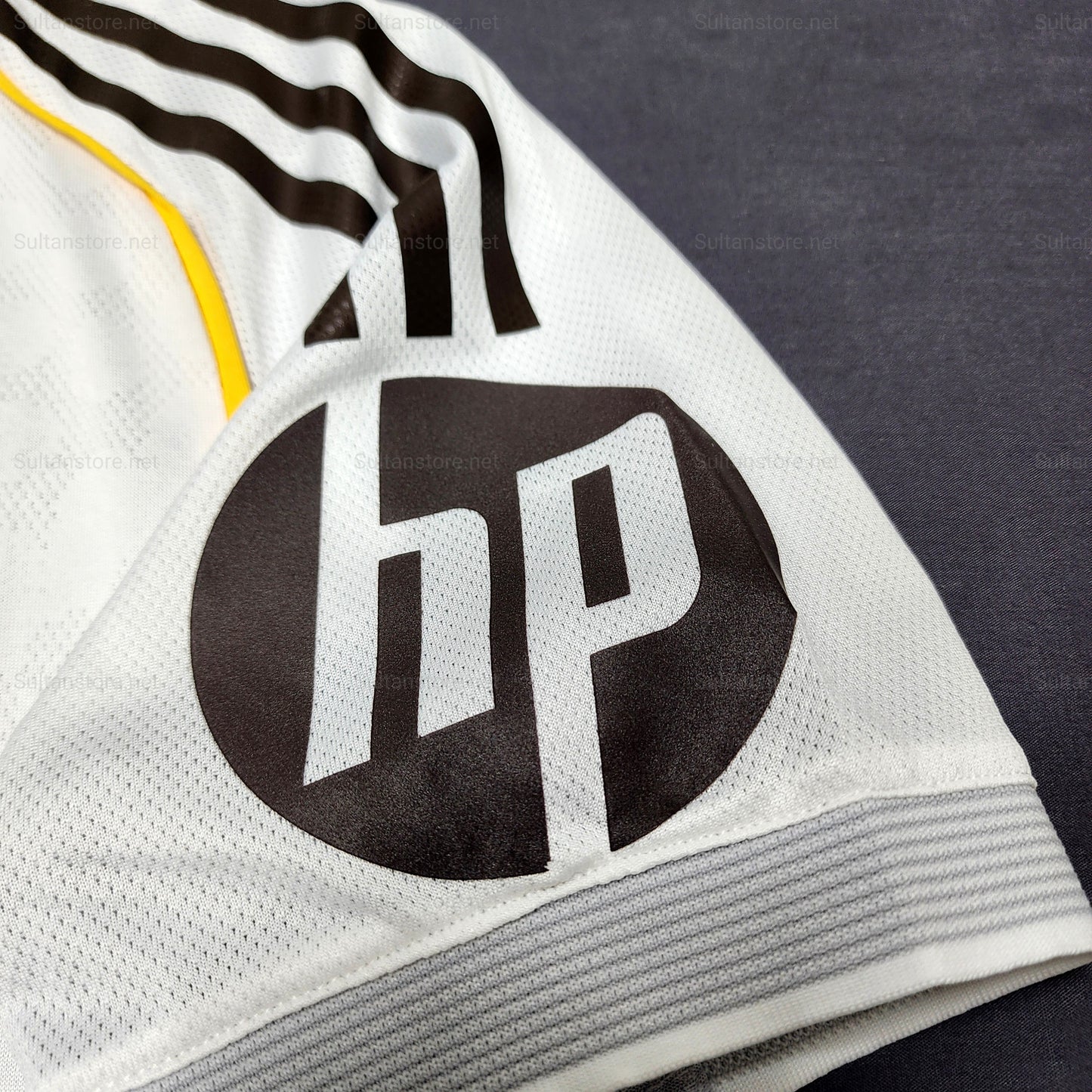 Real Madrid 2025/26 Home Jersey ( Valverde - Mbappe - Bellingham - Vini - Modric - Trent)