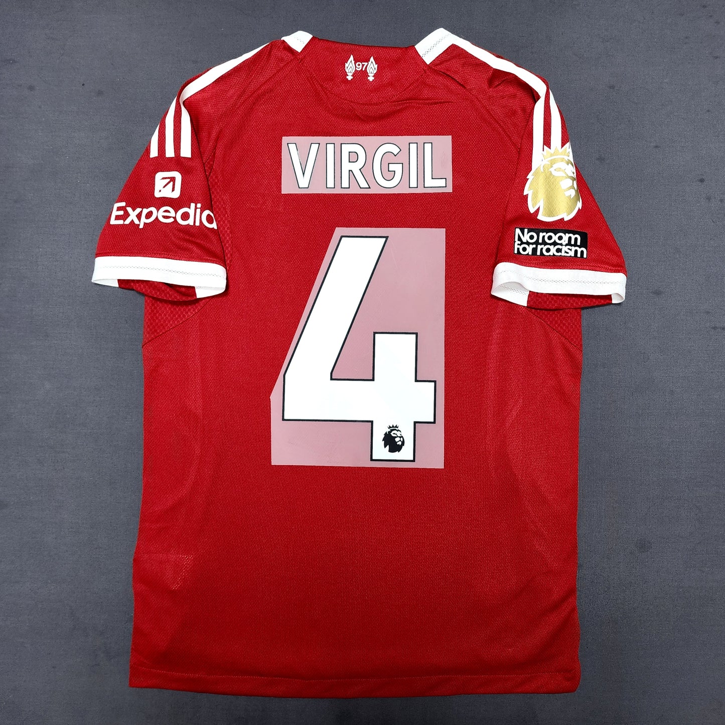 Liverpool 2025/26 Home Jersey ( Wirtz - Isak - Salah - Virgil )