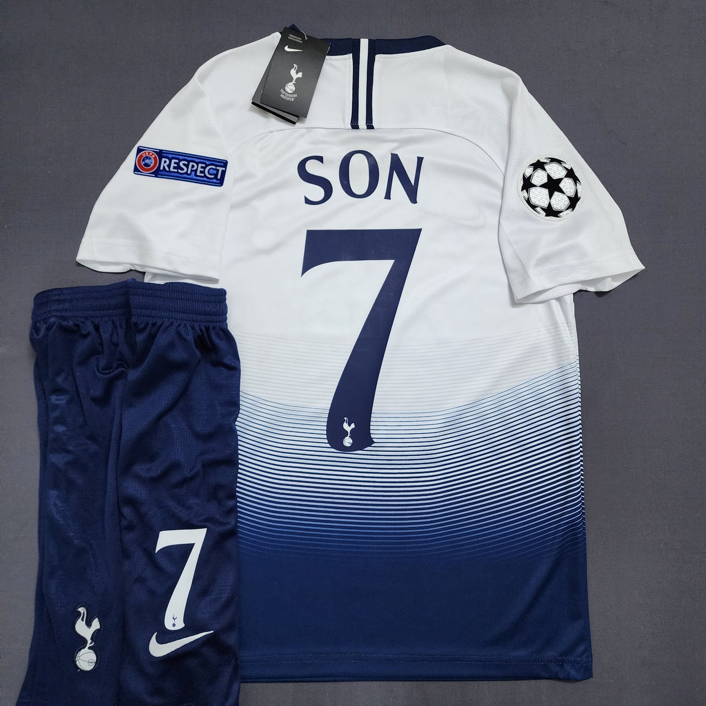 Son 2019 Tottenham Final Home Kit