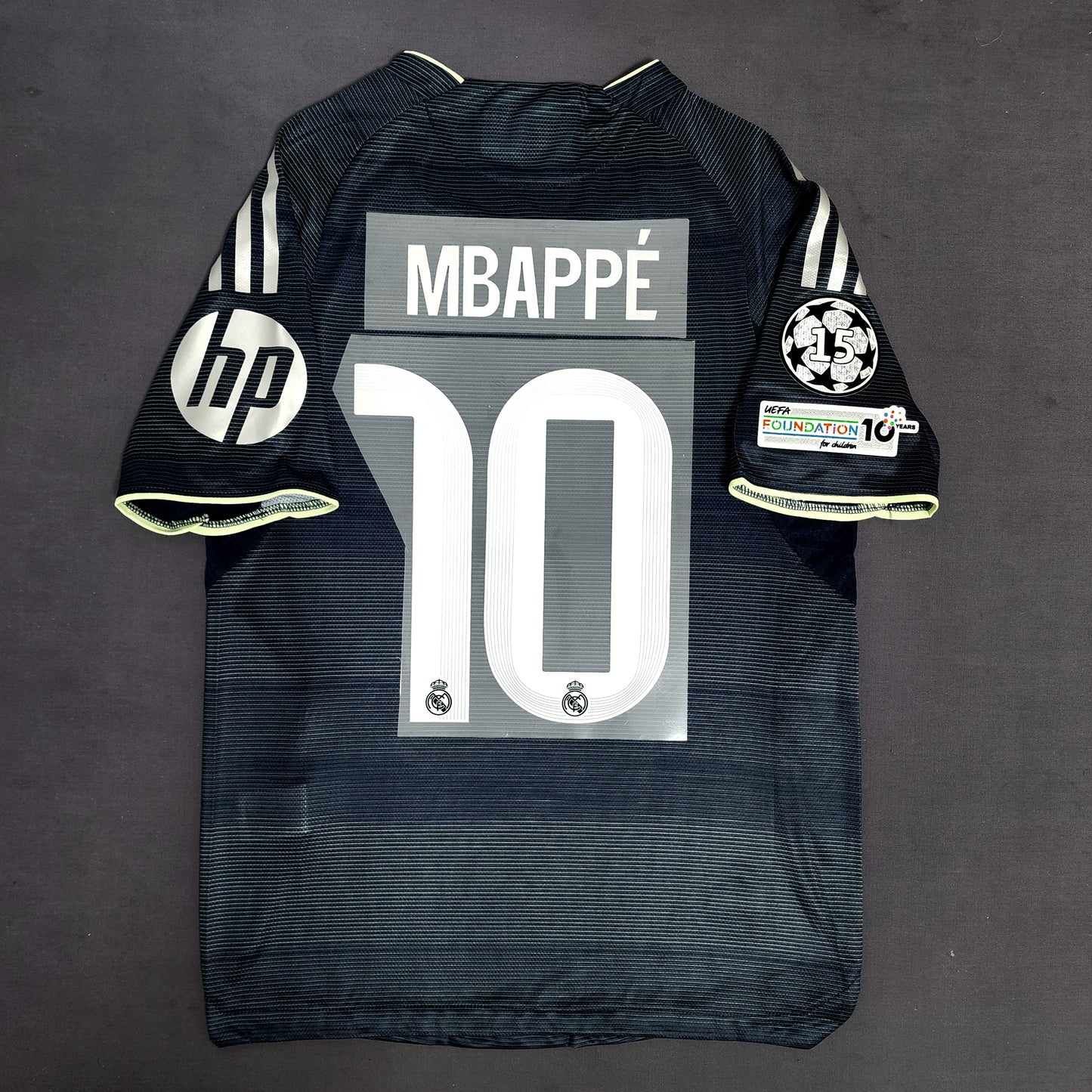 Real Madrid 2025/26 Away Jersey ( Valverde - Mbappe - Bellingham - Vini - Arda Guler - Modric - Trent)